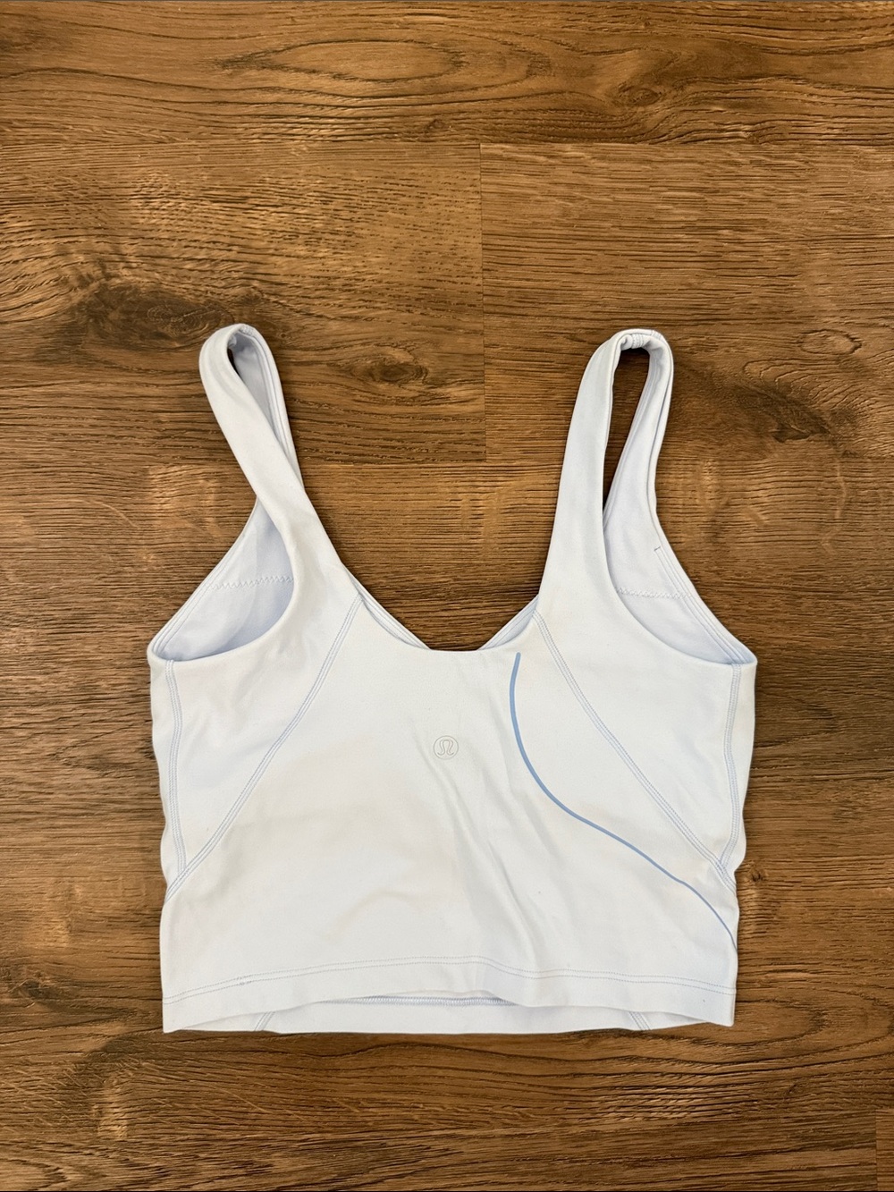 lululemon RARE Fluid Graphic Light Blue Cropped Sports Bra Tank Size 4 - Picture 6 of 6